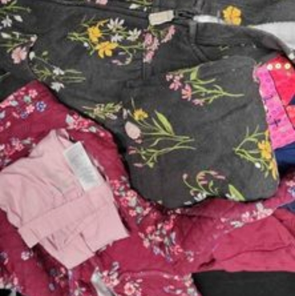 Baby girl sets - Picture 2 of 3